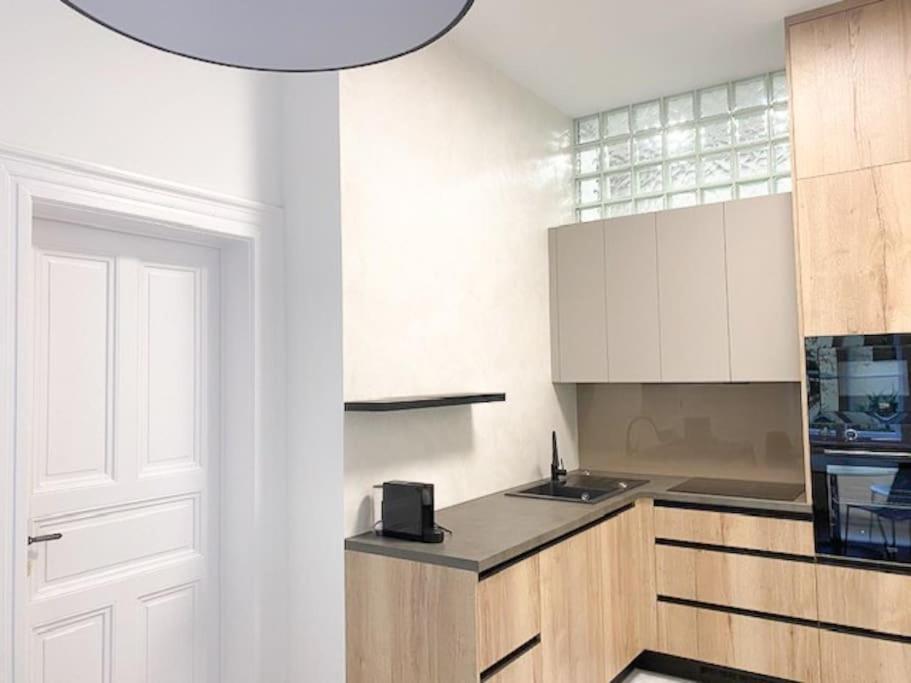 Capitol Deluxe Apartment Πράγα Εξωτερικό φωτογραφία