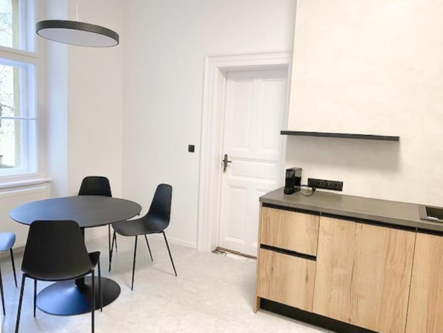Capitol Deluxe Apartment Πράγα Εξωτερικό φωτογραφία